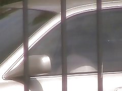 Bniet tixtieq sempliċement għall-pjaċir