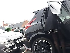 Co op car park milf sħun saqajn